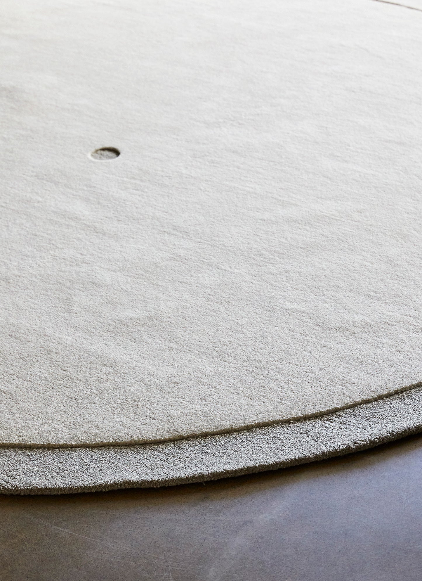Geo Zero Natural wool carpet