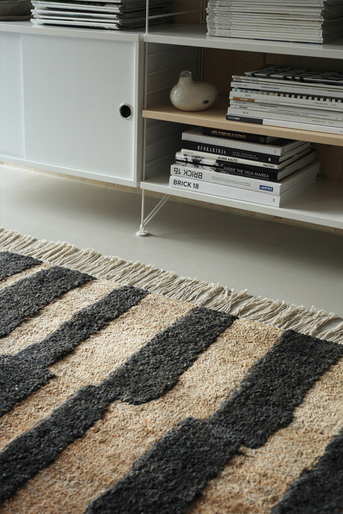 Pilari Hemp Natural-Black