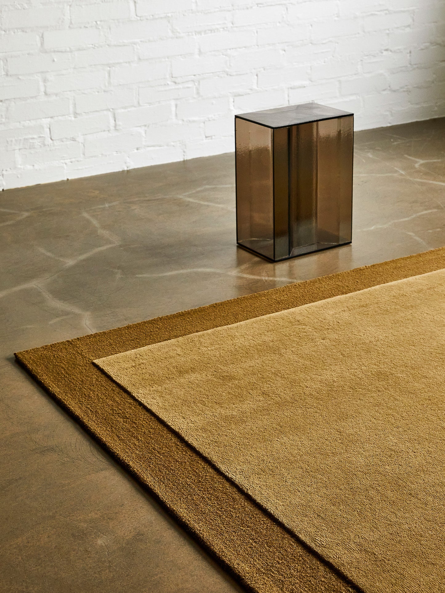 Geo One Khaki wool carpet